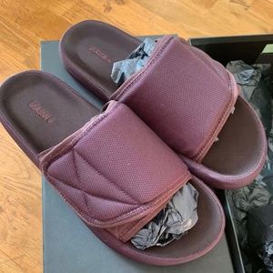 Yeezy Season 6 Nylon Slides